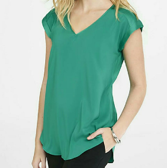 Express silky emerald top