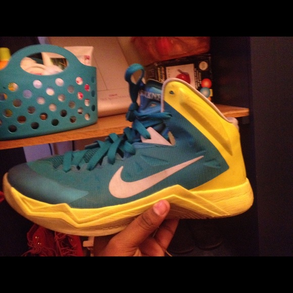 Nike shoes