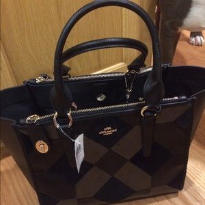 Coach purse brand new never been used