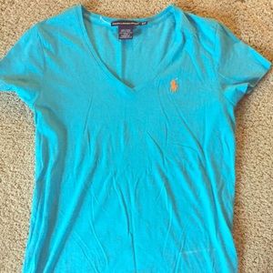 Polo loose fitted v-neck