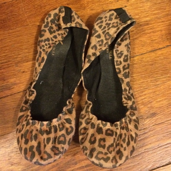 American eagle cheetah stretch flat