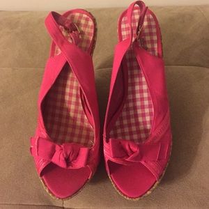 Cute wedges for those beach outings