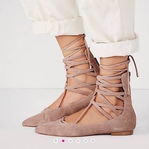 Jeffrey Campbell Shay Lace Up Flat Size 8.5