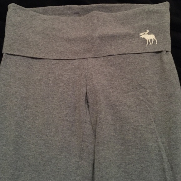 Abercrombie yoga pants