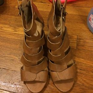 Strappy brown wedge