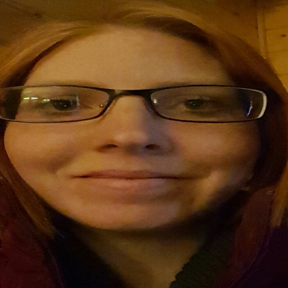 Meet your Posher, Elaine - Picture 1 of 1