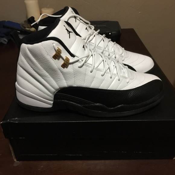 Jordan 12 Taxis's worn once