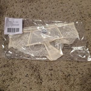 UO NWT Creme lace hipster lingerie