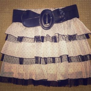 GRAY AND BLACK RUFFLE SKIRT