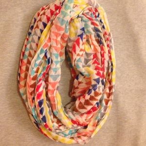 Infinity/circle scarf