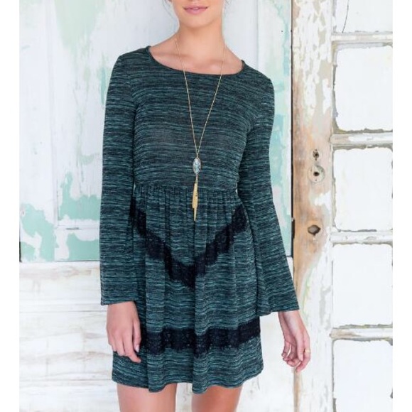 Dahlia lace dress