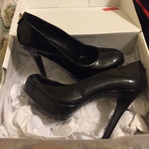 Call it spring black heals