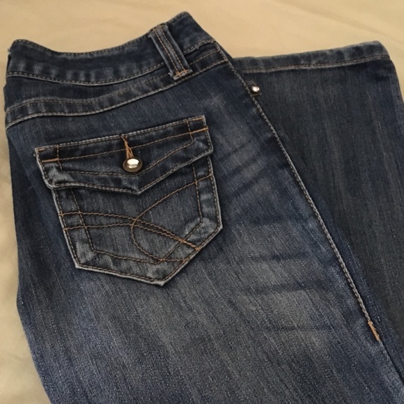 INC curvy fit  boot leg size 4