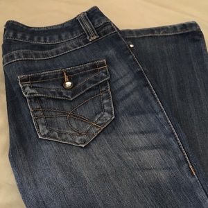 INC curvy fit  boot leg size 4