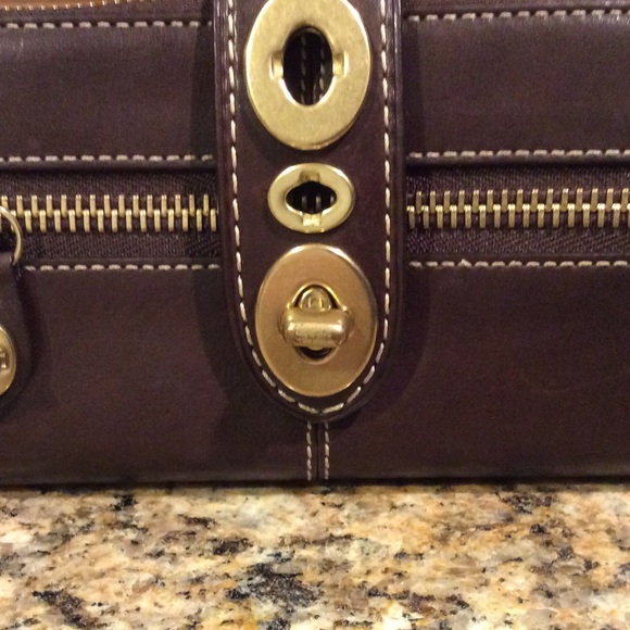 Coach wallet in dark brown in good condition :) - Picture 3 of 4