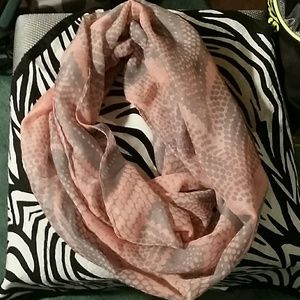 SOLD Infinity Scarf