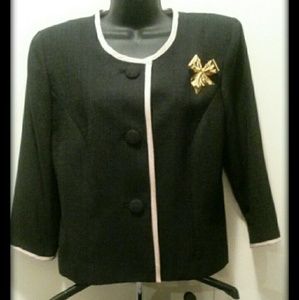 LESLIE FAY 2 PEICE SKIRT SUIT  LIKE NEW