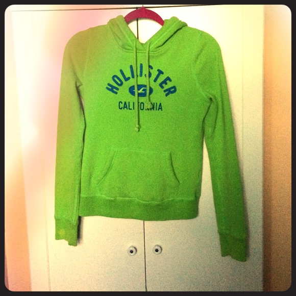 Green hollister sweatshirt