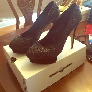 Aldo valik black glitter heels size 11/42.5