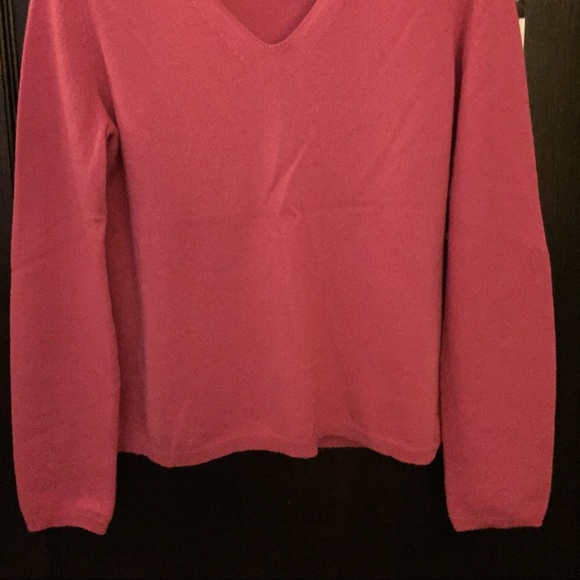 Ann Taylor Cashmere Sweater - Picture 2 of 3