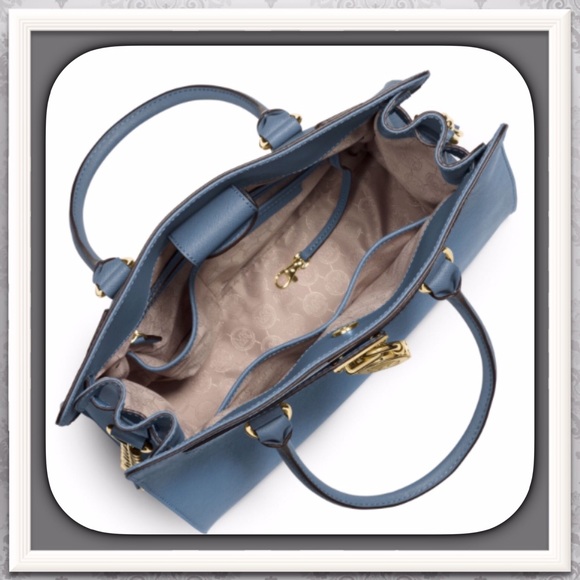 SOLD! 🎀HP🎀 MK Large Hamilton Bag NIB - Picture 3 of 4