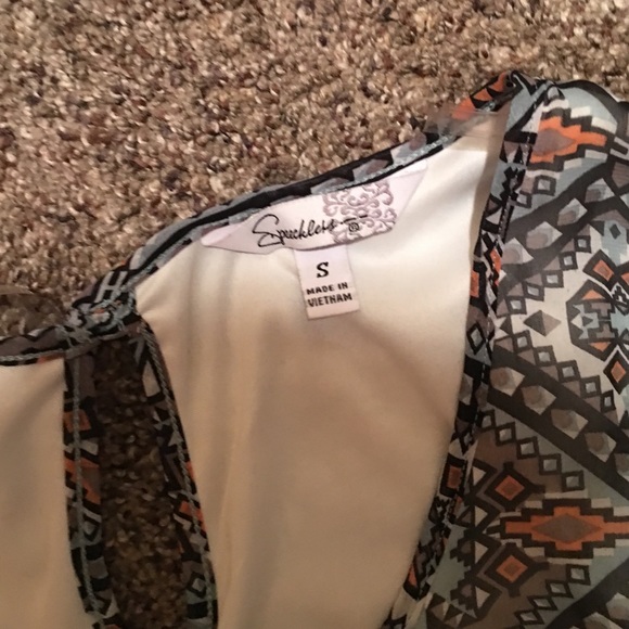 Dress - Picture 2 of 4