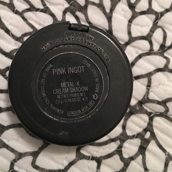 💯 Authentic MAC eyeshadow - Picture 3 of 3