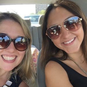 Meet your Posher, Christie