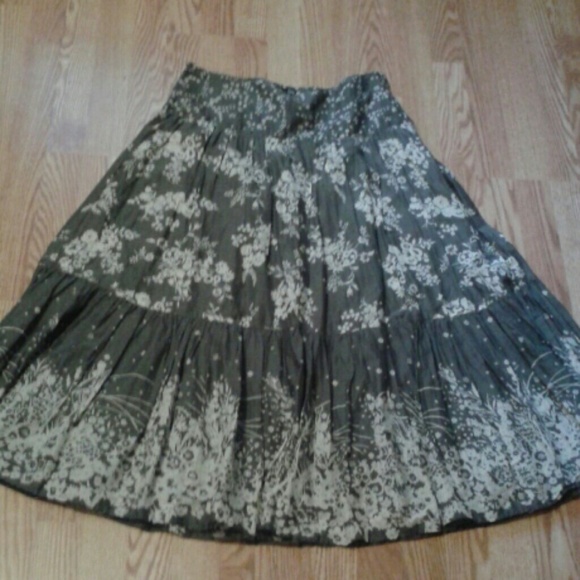 Floral Midi skirt