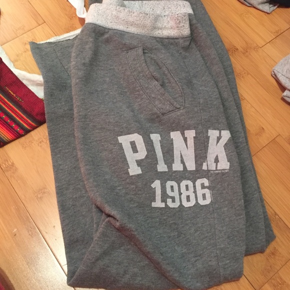 VS PINK sweatpants