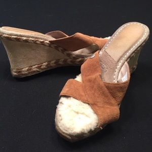 Ugg Australia Size 7 Brown Wedges