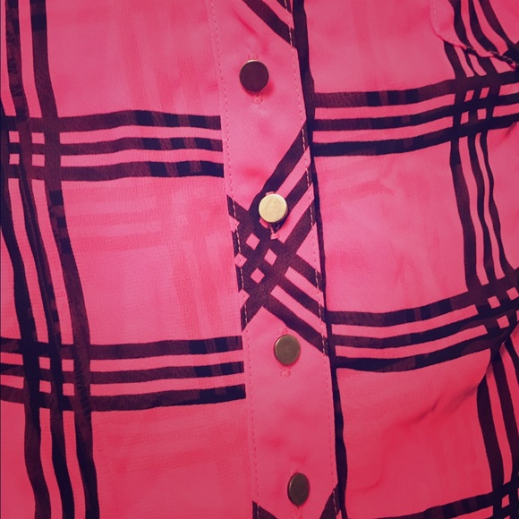 BEBE 3/4 length blouse