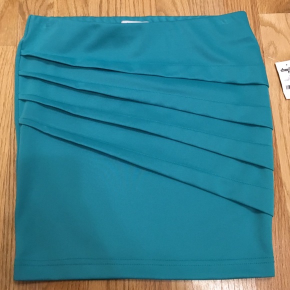 Charlotte Russe Skirt - Picture 2 of 3