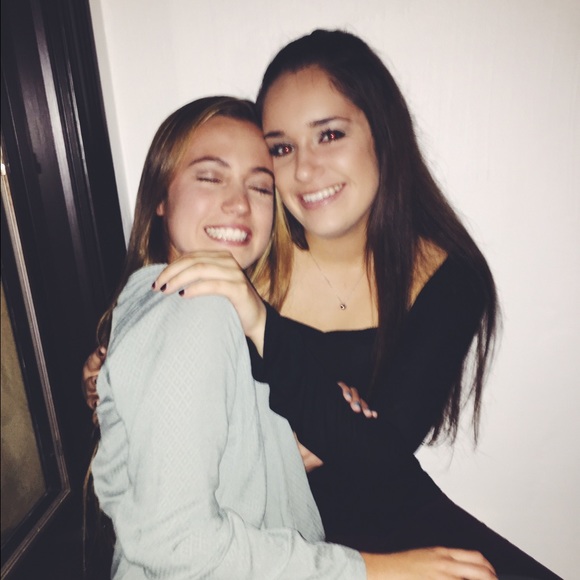 Meet your Posher, Monique