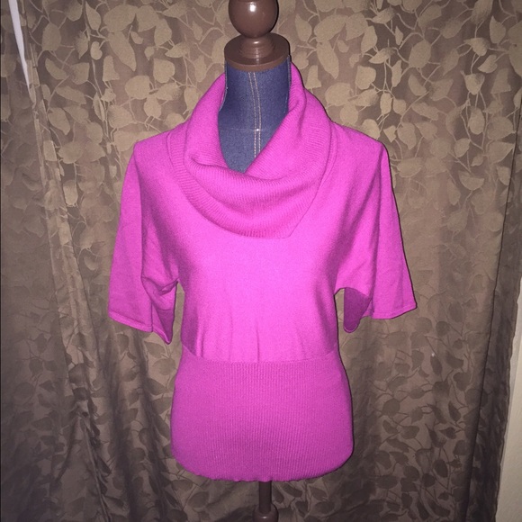 Fushia Sweater Sz M
