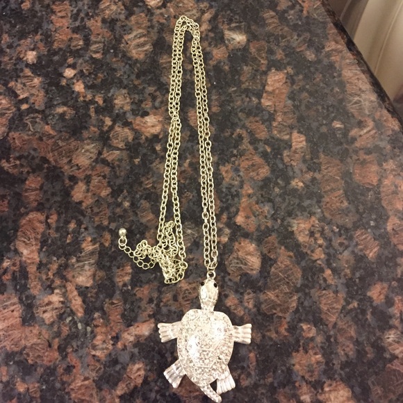Turtle necklace - Picture 2 of 3