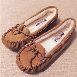 Minnetonka Moccasin Slippers