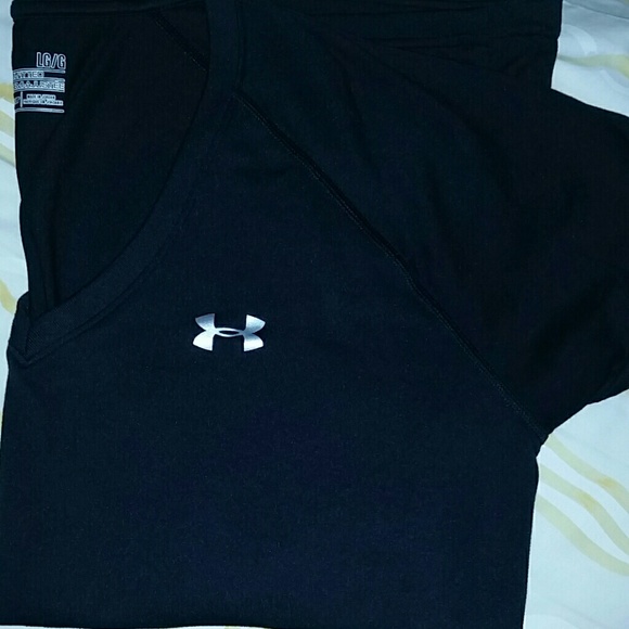 Black Vneck Under Armour Shirt