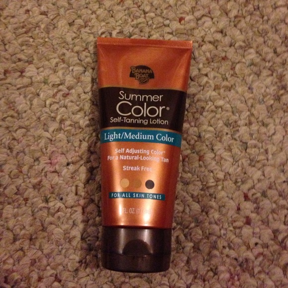 PINK Victoria's Secret Other - Banana boat light/medium self tanner lotion❣