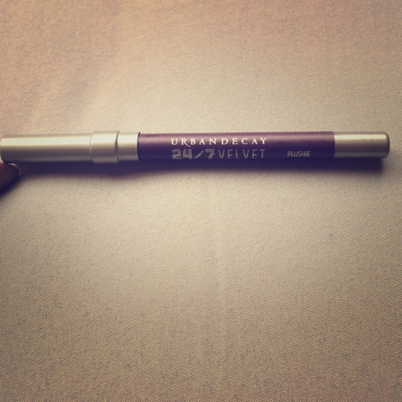 Urban decay 24/7  eye pencil eyeliner