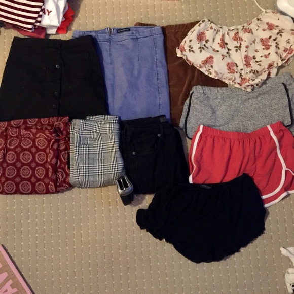 Brandy Melville collection part 2! - Picture 2 of 4