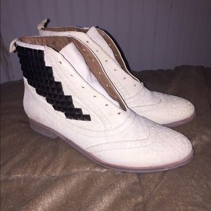 Sam Edelman Studded White Boot