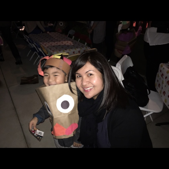 Meet your Posher, Cher - Picture 3 of 3