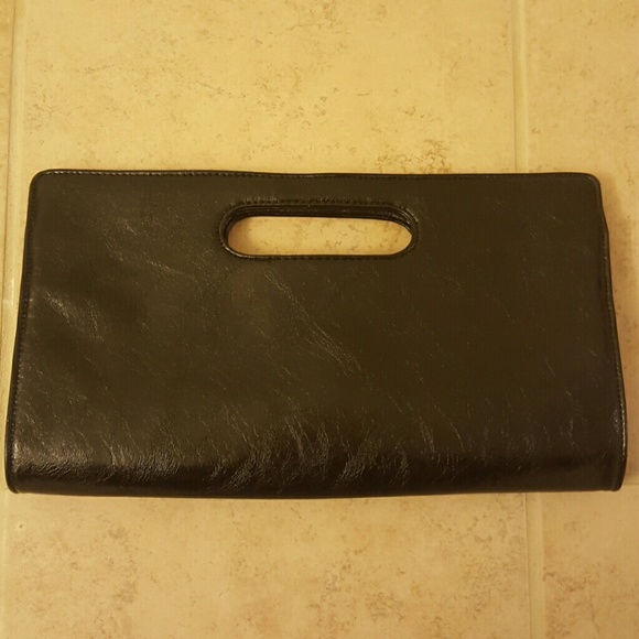 Express black clutch