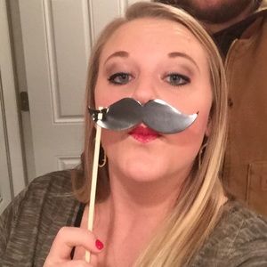 Meet your Posher, Jayci