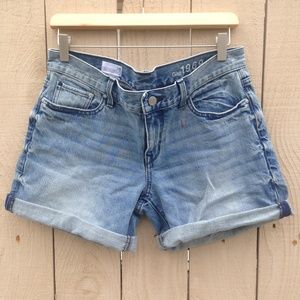 GAP Sexy Boyfriend Jeans Shorts