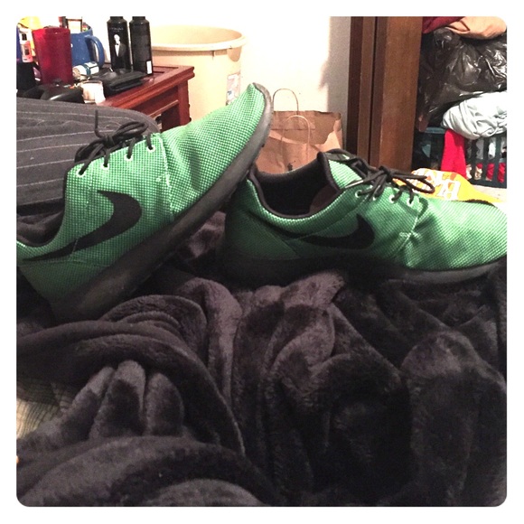 Nike Roshe Run Men's Shoe