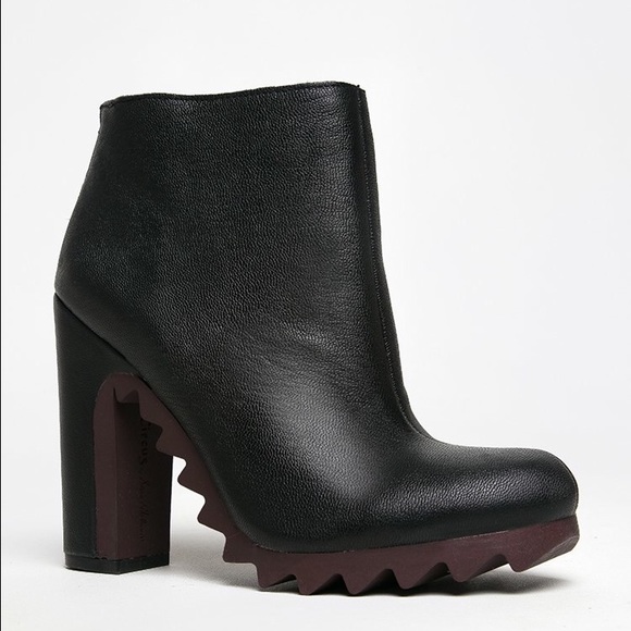 Circus by Sam Edelman Kensley Booties