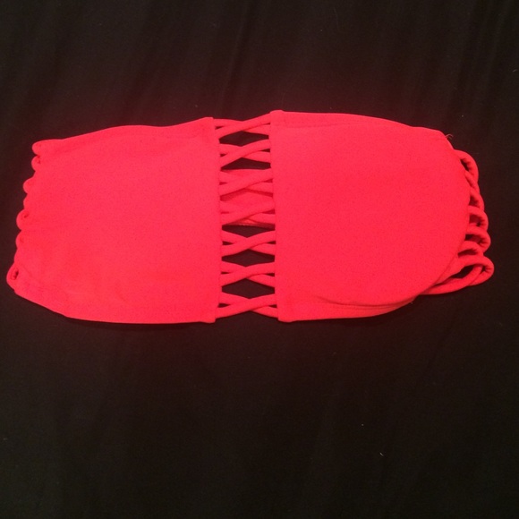 Strapy bathing suit