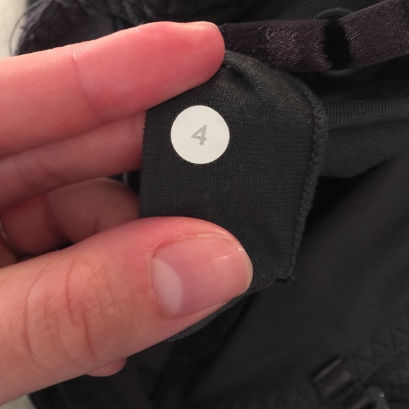 ❗️FINAL❗️Lululemon Tank Top - Picture 4 of 4